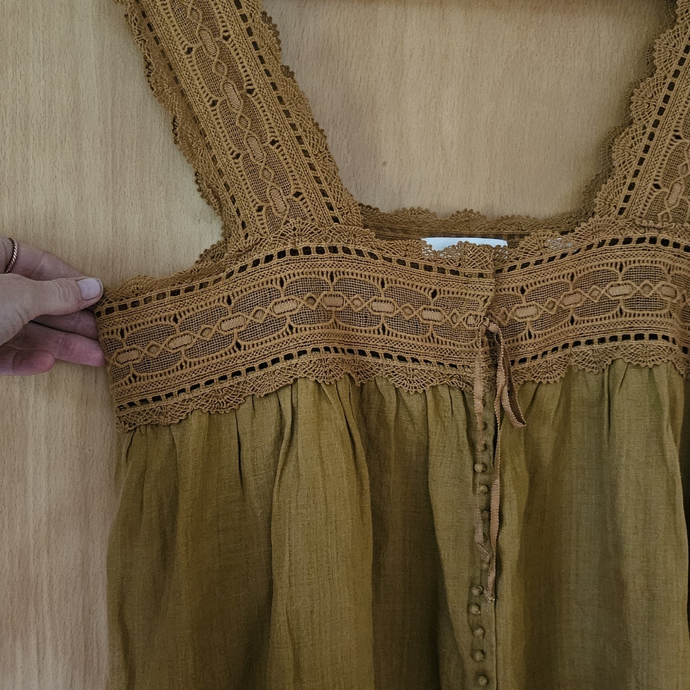 Doen Lace Tank Top - Picture 2 of 5